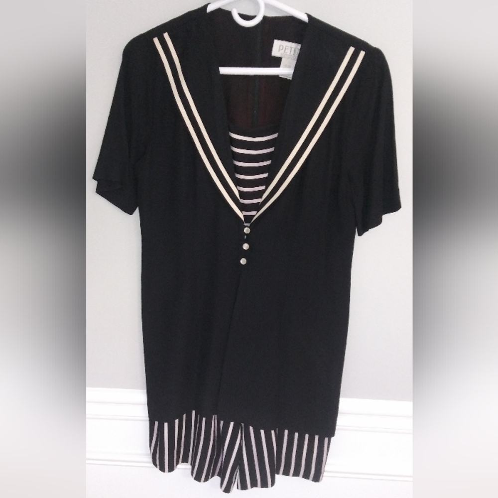 Vintage Petite Sophisticate Black/Cream Romper-size 6